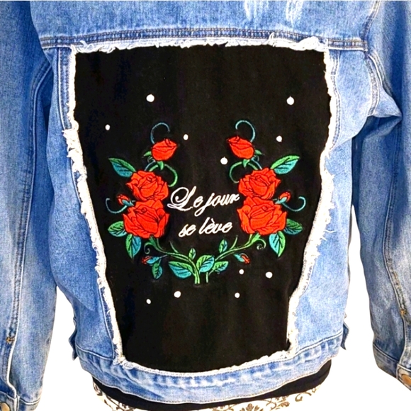 Forever 21 - Rose Embroidered Oversized French Jean Jacket - Picture 3 of 6